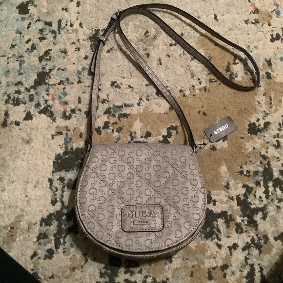 Guess Handbags - NWOT Guess Logo Crossbody